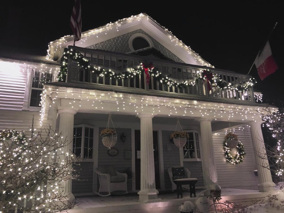 The French Country Inn Lake Geneva Buitenkant foto