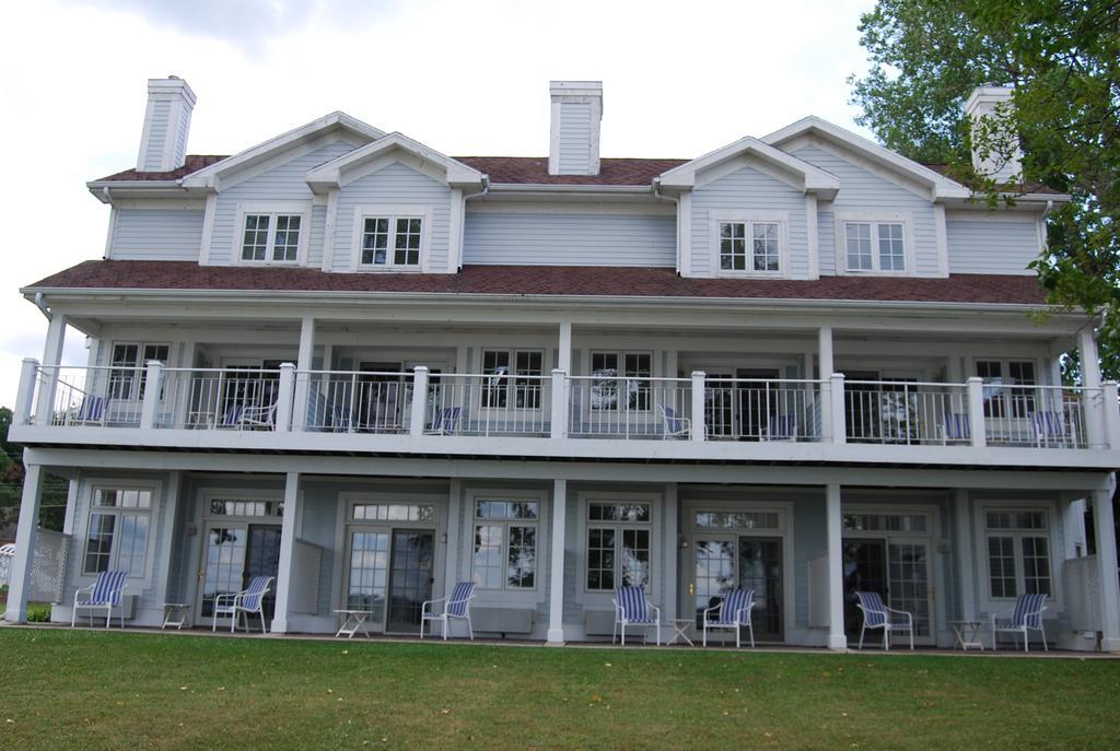 The French Country Inn Lake Geneva Buitenkant foto