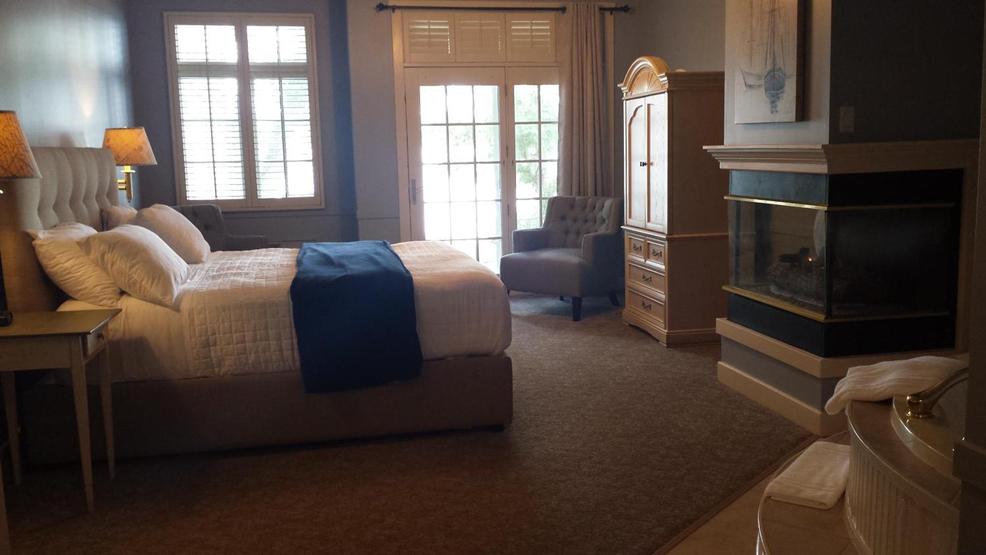 The French Country Inn Lake Geneva Buitenkant foto